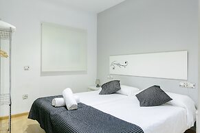 Apartamentos Tito San Agustín