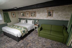 Rockingham Arms by Greene King Inns