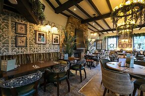 Rockingham Arms by Greene King Inns