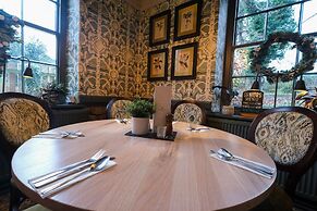 Rockingham Arms by Greene King Inns