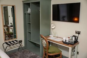 Rockingham Arms by Greene King Inns