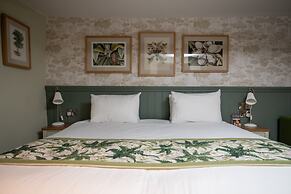 Rockingham Arms by Greene King Inns