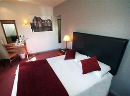 The Spyglass and Kettle