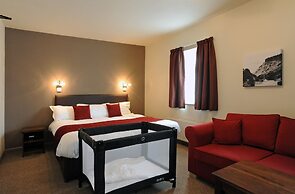 The Spyglass and Kettle