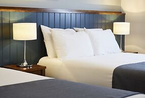 The Spyglass and Kettle