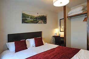 The Spyglass and Kettle