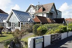 The Spyglass and Kettle