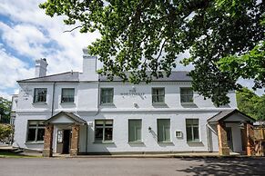 Wheatsheaf Hotel - Virginia Water by Greene King Inns