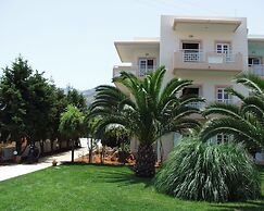 Manolis Apartments