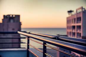 Brown Beach House by Brown Hotels