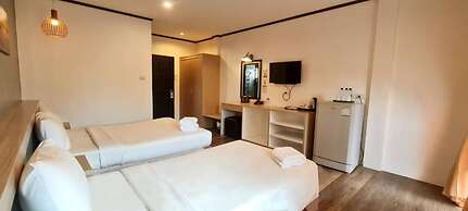 SB Living Place Hotel Phuket Town
