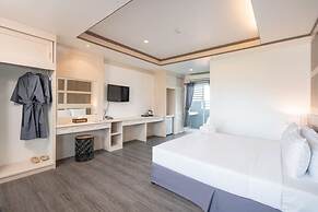 SB Living Place Hotel Phuket Town