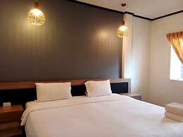 SB Living Place Hotel Phuket Town