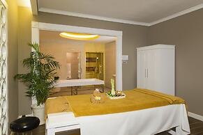 Muong Thanh Luxury Nha Trang Hotel