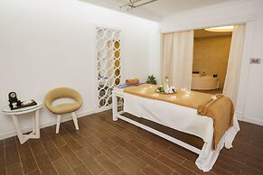 Muong Thanh Luxury Nha Trang Hotel