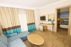 Blue Bay Platinum Hotel