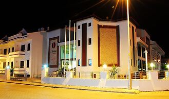 Malahit Exclusive City Hotel