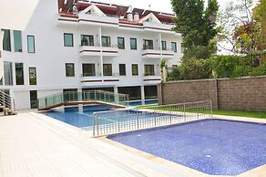 Malahit Exclusive City Hotel