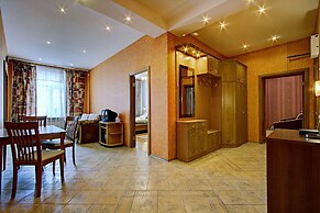 STN Apartments on Karavannaya