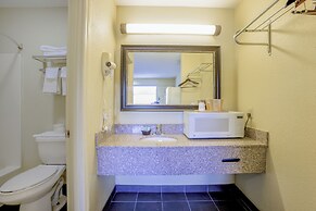 Budget Inn By OYO Natural Bridge I-81