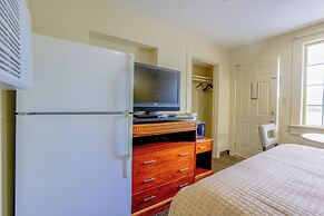 Budget Inn By OYO Natural Bridge I-81