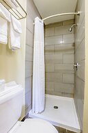 Budget Inn By OYO Natural Bridge I-81