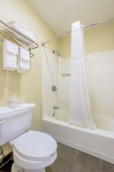 Budget Inn By OYO Natural Bridge I-81