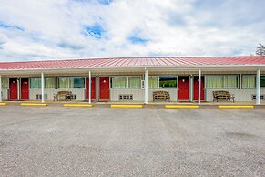 Budget Inn By OYO Natural Bridge I-81