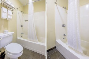 Budget Inn By OYO Natural Bridge I-81