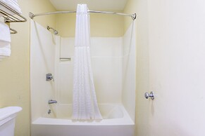 Budget Inn By OYO Natural Bridge I-81