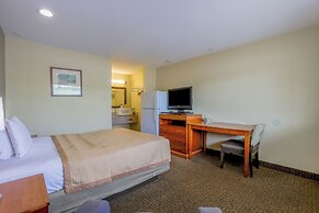 Budget Inn By OYO Natural Bridge I-81