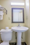 Budget Inn By OYO Natural Bridge I-81