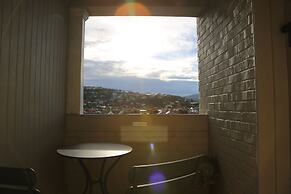 Majestic Mansions - Apartments at St Clair