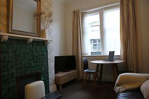 Majestic Mansions - Apartments at St Clair