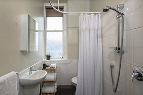 Majestic Mansions - Apartments at St Clair