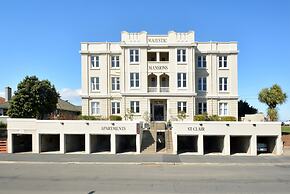 Majestic Mansions - Apartments at St Clair