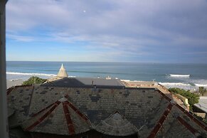 Majestic Mansions - Apartments at St Clair