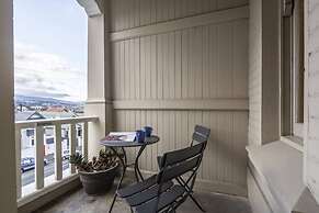 Majestic Mansions - Apartments at St Clair