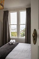 Majestic Mansions - Apartments at St Clair