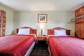 Relax Inn By OYO Natural Bridge I-81