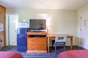 Relax Inn By OYO Natural Bridge I-81