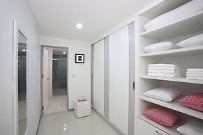 The Grand Suree Residence