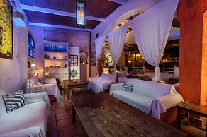 Rok Plaza - Only Adults