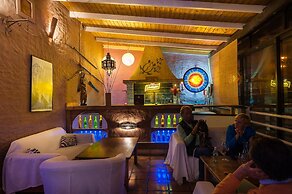 Rok Plaza - Only Adults