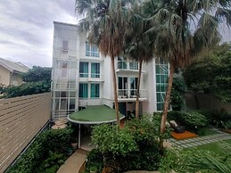 Townhouse PK Garden