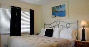 The Cabanas Guesthouse & Spa - Caters to Gay Men