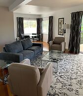 The Cabanas Guesthouse & Spa - Caters to Gay Men