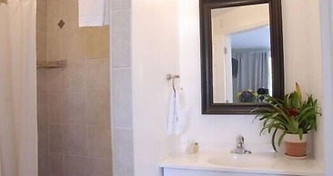 The Cabanas Guesthouse & Spa - Caters to Gay Men