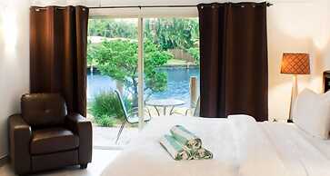 The Cabanas Guesthouse & Spa - Caters to Gay Men