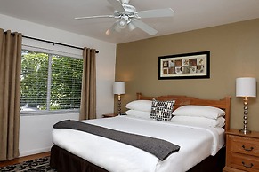 The Cabanas Guesthouse & Spa - Caters to Gay Men